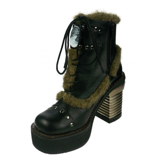 DAIRE (In Black) High-Fashion boots